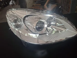 Mercedes-Benz W169 Headlight For Sale