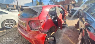 Various Mercedes-Benz Now Stripping for Spares