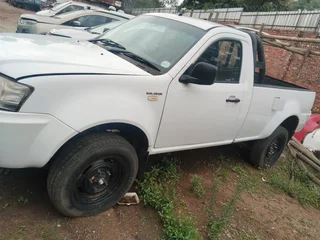 2013 Tata single cap xenon 3.0l 2.2  FOR SALE