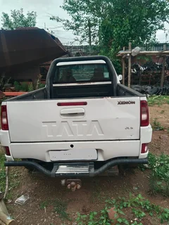 2013 Tata single cap xenon 3.0l 2.2  FOR SALE