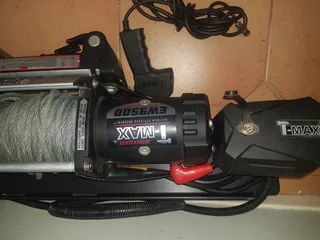 T MAX EW9500 XPOWER WINCH, &#43; MOUNTING PLATE