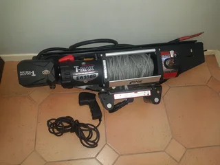 T MAX EW9500 XPOWER WINCH, &#43; MOUNTING PLATE
