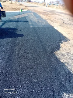 Road asphalt, paving, road markings and tennis courts, slurry seal, drive ways