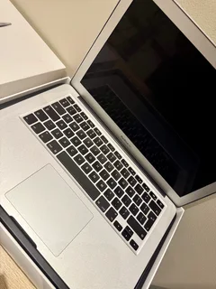 MacBook Air 13-inch