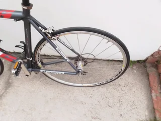 R5500 SCOTT SPEEDSTER ROAD BICYCLE