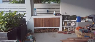 ALL HANDS ON DECKING