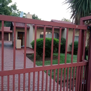 House to rent in brackendowns