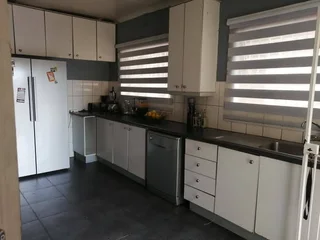 House to rent in brackendowns