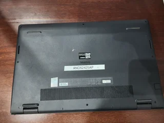  Dell Vostro 3520