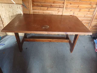 Extendable Dining Table