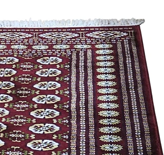 Bukhara Style Machine made made Area Rug