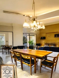 Greaves &amp; Thomas Eight Seater Dining Room set
