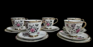Tea Trios set of 5 pink roses