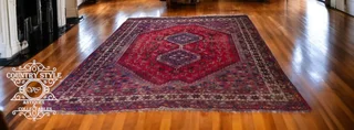 Persian Hand-knotted Kashgai rug