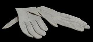 Vintage White Leather Dress Gloves (Size 7 1/2)