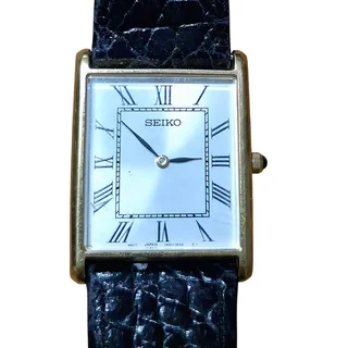 VintageSeiko Quartz Rectangular Dress Watch