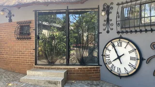 Beautiful Garden Cottage Immediately Available In Mountain View, Pretoria