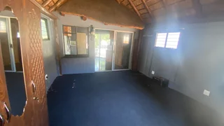 BEAUTIFUL GARDEN COTTAGE IMMEDIATELY AVAILABLE IN MOUNTAIN VIEW, PRETORIA