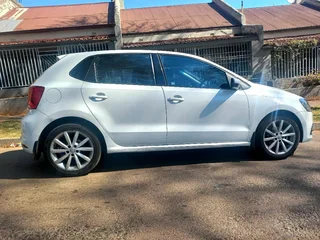 2018 VOLKSWAGEN POLO TSI 1.2 DSG AUTOMATIC TRANSMISSION IN EXCELLENT CONDITION
