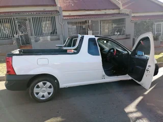 2016 Nissan Np200 Bakkie 1.6 Manual Transmission In Excellent Condition