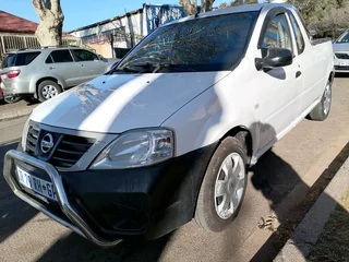 2016 NISSAN NP200 BAKKIE 1.6 MANUAL TRANSMISSION IN EXCELLENT CONDITION