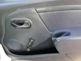 2016 NISSAN NP200 BAKKIE 1.6 MANUAL TRANSMISSION IN EXCELLENT CONDITION