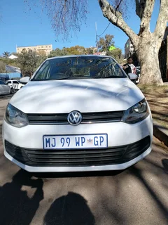 2019 VOLKSWAGEN POLO VIVO 1.4 HATCHBACK IN EXCELLENT CONDITION