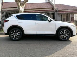 2017 MAZDA CX5 2.2 DE SKYACTIVE TECHNOLOGY AWD AUTOMATIC TRANSMISSION IN EXCELLENT CONDITION
