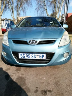 2011 HYUNDAI I20 AUTOMATIC TRANSMISSION IN 1.4 IN EXCELLENT CONDITION