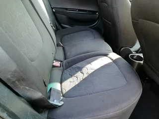 2011 HYUNDAI I20 AUTOMATIC TRANSMISSION IN 1.4 IN EXCELLENT CONDITION