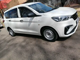 2022 TOYOTA RUMION 1.5 MANUAL TRANSMISSION IN EXCELLENT CONDITION WITH SERVICE BOOK AND SPARE KEYS