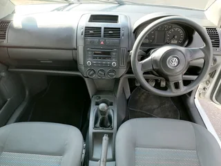 2017 VOLKSWAGEN POLO VIVO 1.4 HATCHBACK IN EXCELLENT CONDITION