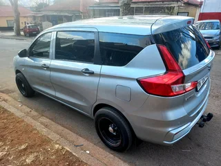 2023 SUZUKI ERTIGA 1.5 MANUAL TRANSMISSION IN EXCELLENT CONDITION WITH SERVICE BOOK AND SPARE KEYS