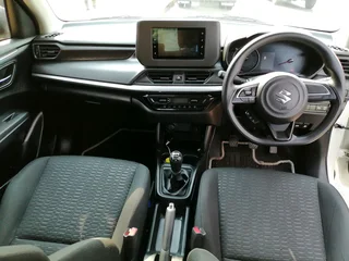 2025 SUZUKI SWIFT 1.2 MANUAL TRANSMISSION IN EXCELLENT CONDITION WITH SERVICE BOOK