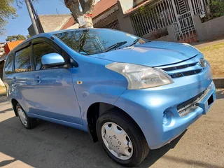 2015 TOYOTA AVANZA 1.5 MANUAL TRANSMISSION IN EXCELLENT CONDITION
