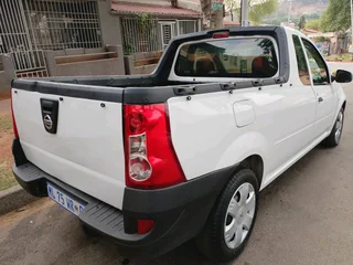 2023 NISSAN NP200 BAKKIE 1.6 MANUAL TRANSMISSION IN EXCELLENT CONDITION