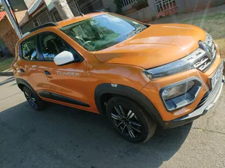 2022 Renault Kwid Climber 1.0 With Service Book, Reverse Camera