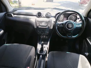 2022 SUZUKI SWIFT 1.2 MANUAL TRANSMISSION IN EXCELLENT CONDITION