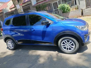 2022 Renault Triber 1.0 Seven Seater Manual Transmission In Excellent Condition