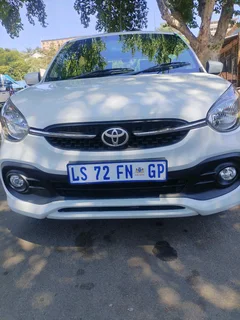 2024 TOYOTA VITZ 1.0 XR MANUAL TRANSMISSION WITH SERVICE BOOK