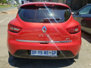 2014 RENAULT CLIO 4 900T MANUAL TRANSMISSION IN EXCELLENT CONDITION