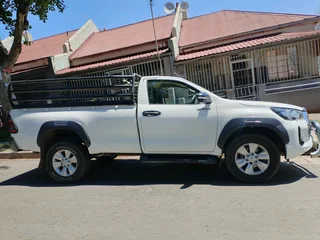 2017 Toyota Hilux Single Cab 2.4 Gd6 4x2 Hi Rider Manual Transmission In Excellent Condition