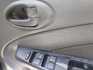 2017 TOYOTA ETIOS SEDAN 1.5 SPRINT MANUAL TRANSMISSION WITH SPARE KEYS