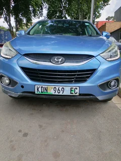 2014 HYUNDAI IX35 MANUAL TRANSMISSION 2.0 WITH LEATHER SEATS