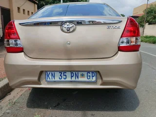 2013 TOYOTA ETIOS SEDAN 1.5 MANUAL TRANSMISSION IN EXCELLENT