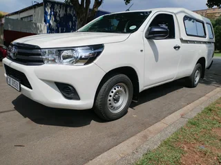 2019 TOYOTA HILUX SINGLE CAB 2.4 GD6 MANUAL TRANSMISSION WITH CANOPY