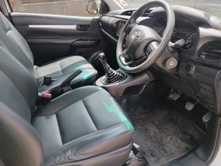 2019 TOYOTA HILUX SINGLE CAB 2.4 GD6 MANUAL TRANSMISSION WITH CANOPY