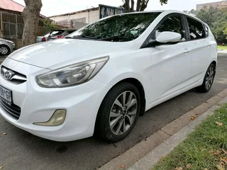 2017 HYUNDAI ACCENT 1.6 AUTOMATIC TRANSMISSION IN EXCELLENT CONDITION