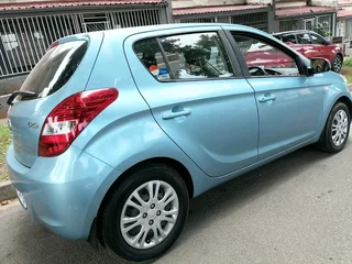 2010 HYUNDAI I20 MANUAL TRANSMISSION 1.4