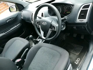 2010 HYUNDAI I20 MANUAL TRANSMISSION 1.4